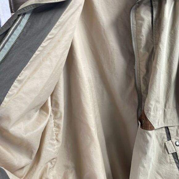 Izzi Outerwear Jacket Coat , Tan and Taupe, See Description - Picture 6 of 7